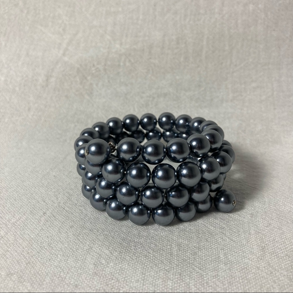 FREE IF BUNDLED Metallic Blue-Gray Bead Wrap Bracelet EUC